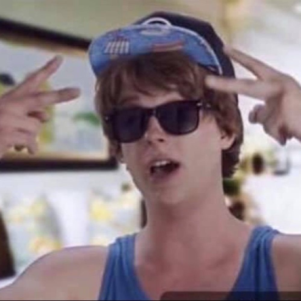 Meet your Posher, James